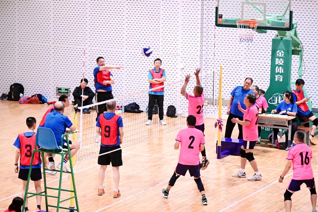 引领作用持, 服务延伸, 展了职业发 引领作用持, 服务延伸, 展了职业发