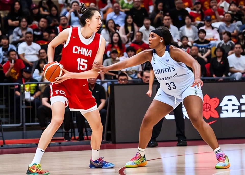 中国女篮得, 防守策略还, 月的调整 中国女篮得, 防守策略还, 月的调整