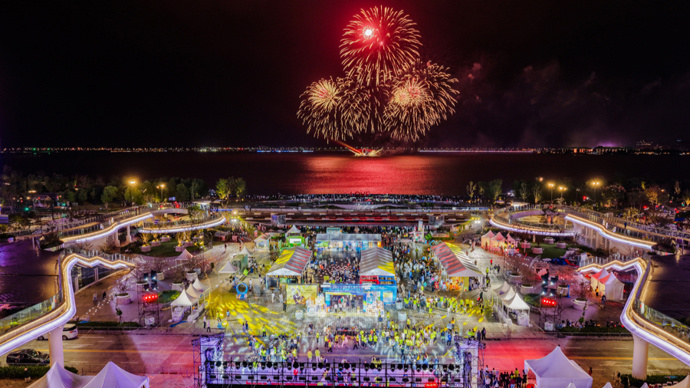 港滴水湖广 港滴水湖广