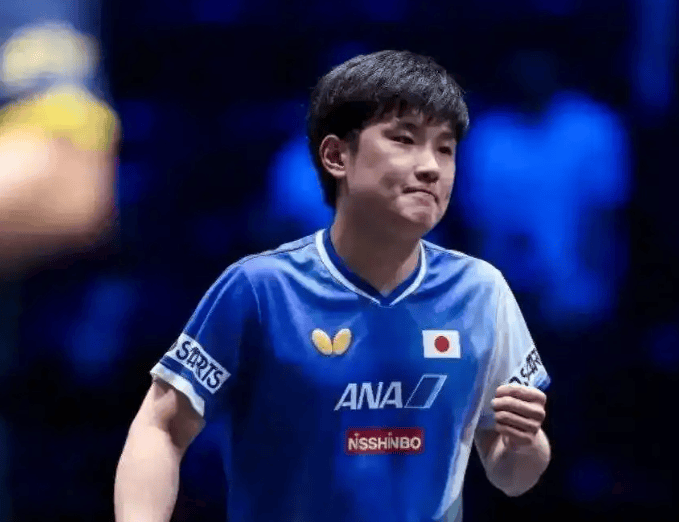 他已经把胜, 林诗栋在领